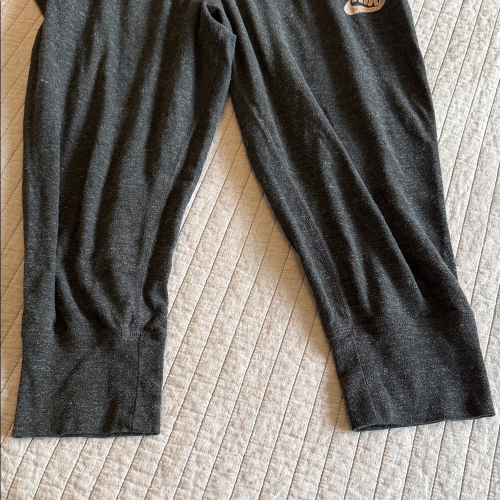 Nike Cropped Jogger Sweatpants with White Drawstring Size XL - Picture 6 of 6